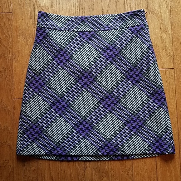 LOFT Skirt - Picture 1 of 2